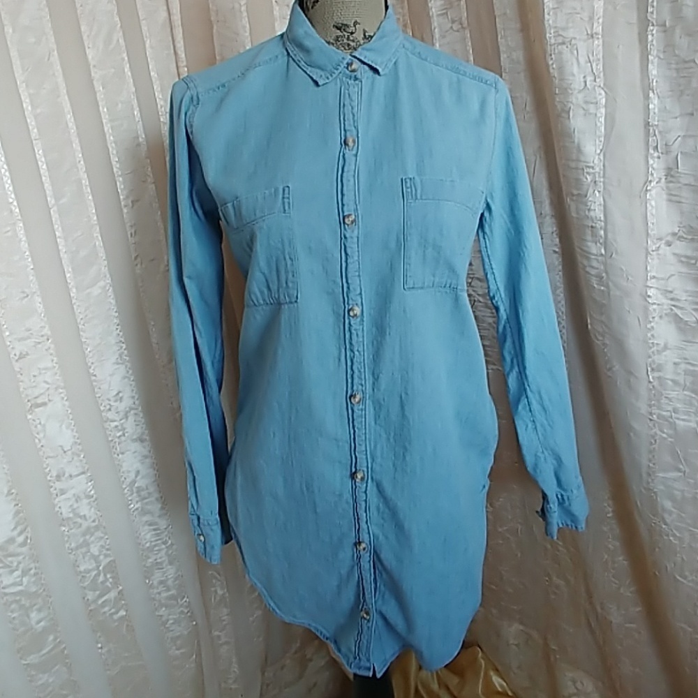 Hollister Women's Chambray Button Shirt Top